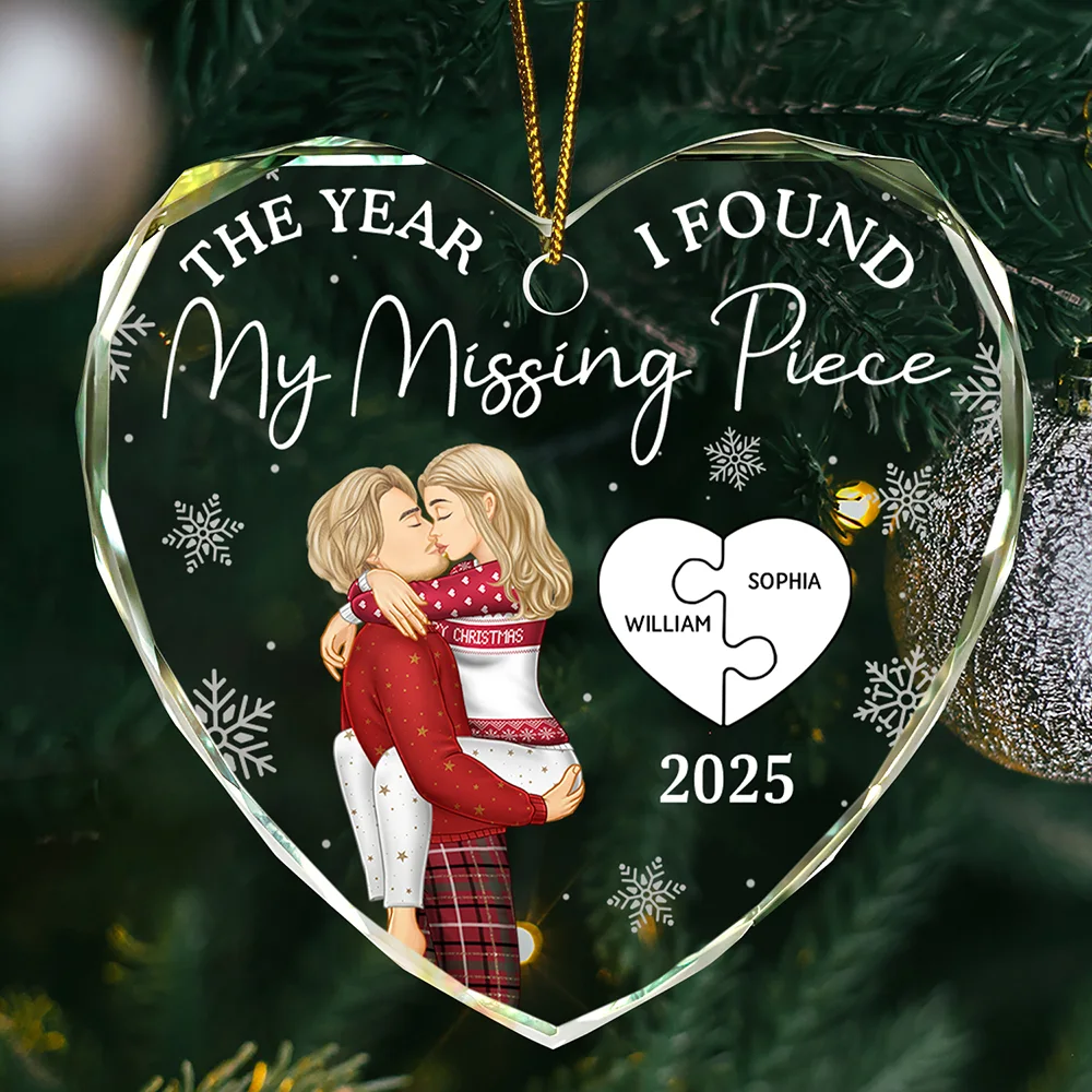 Crystal Heart Ornament with Embracing Couple Design, Romantic Christmas Gift for Love Celebration - Image 2
