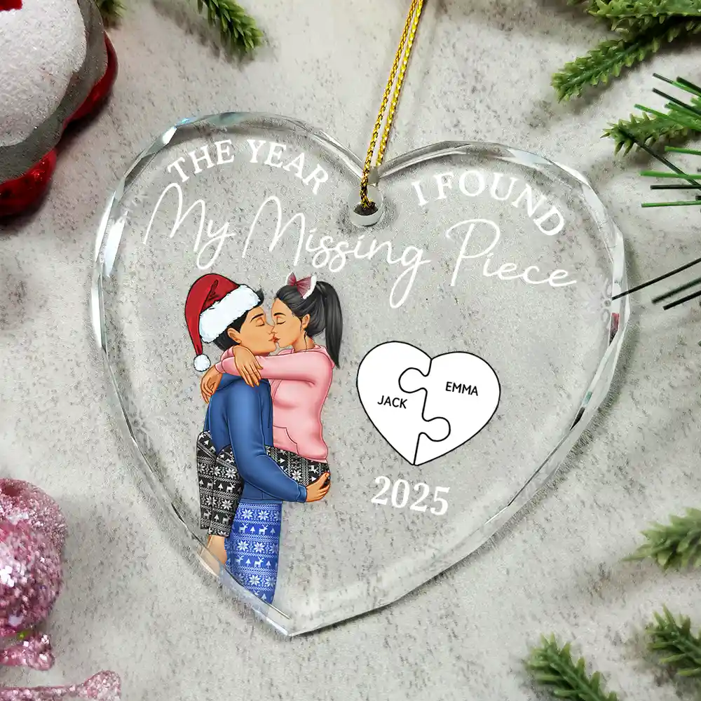 Crystal Heart Ornament with Embracing Couple Design, Romantic Christmas Gift for Love Celebration - Image 5