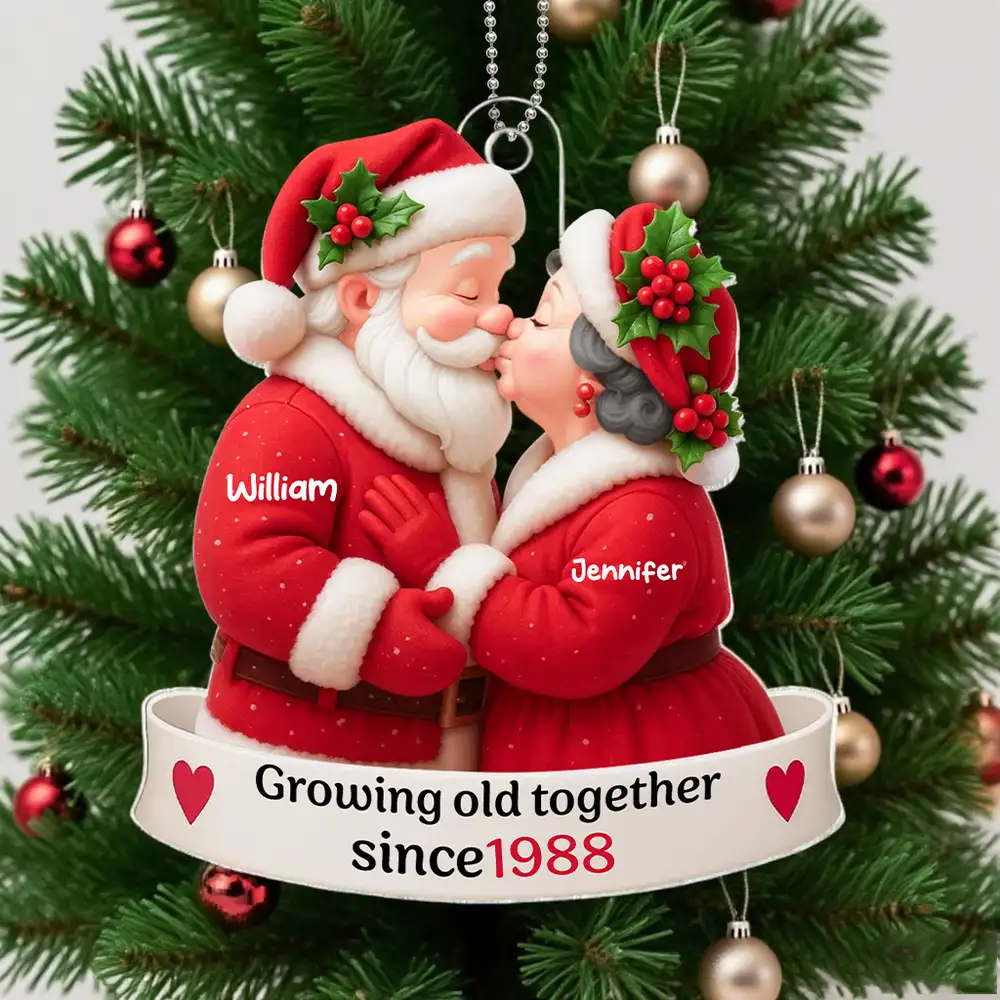 Kissing Santa Couple Acrylic Ornament, Romantic Christmas Tree Decoration Celebrating Lifelong Love