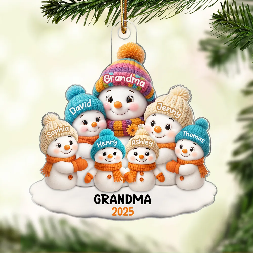 Snowman Acrylic Ornament with Cozy Family Scene for Grandma – Perfect Christmas Gift - Image 5