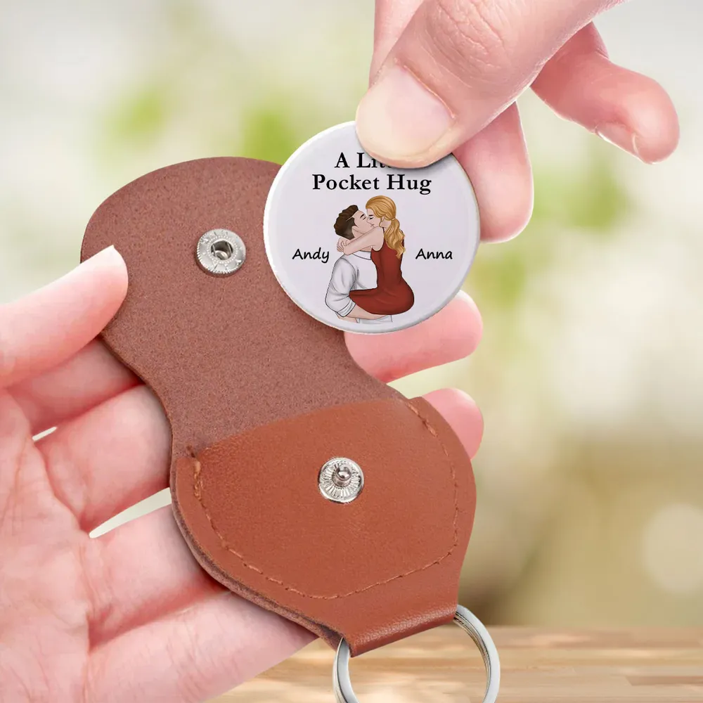 Pocket Hug Token Keychain – Romantic Gift-Ready Keepsake for Couples in Love - Image 3