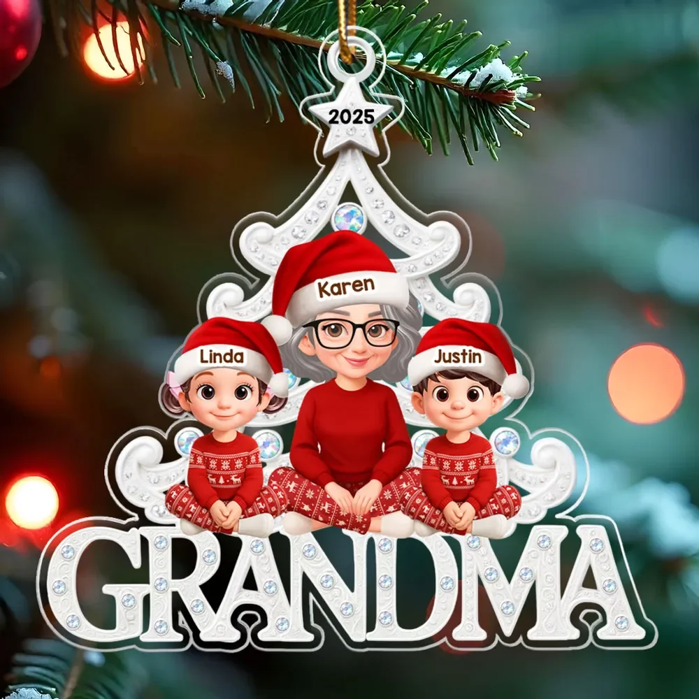 Custom Grandma Acrylic Ornament with Grandchildren in Santa Hats, Adorable Christmas Keepsake and Unique Family Gift - Image 6