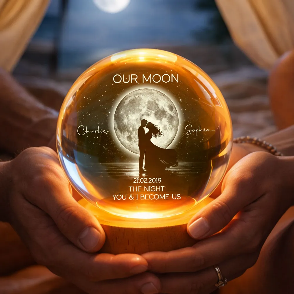 Personalized 3-Color K5 Globe Lamp with Couple Kissing Under the Moon, Romantic Bedroom Decor, Unique Gift for Her or Him - Image 3
