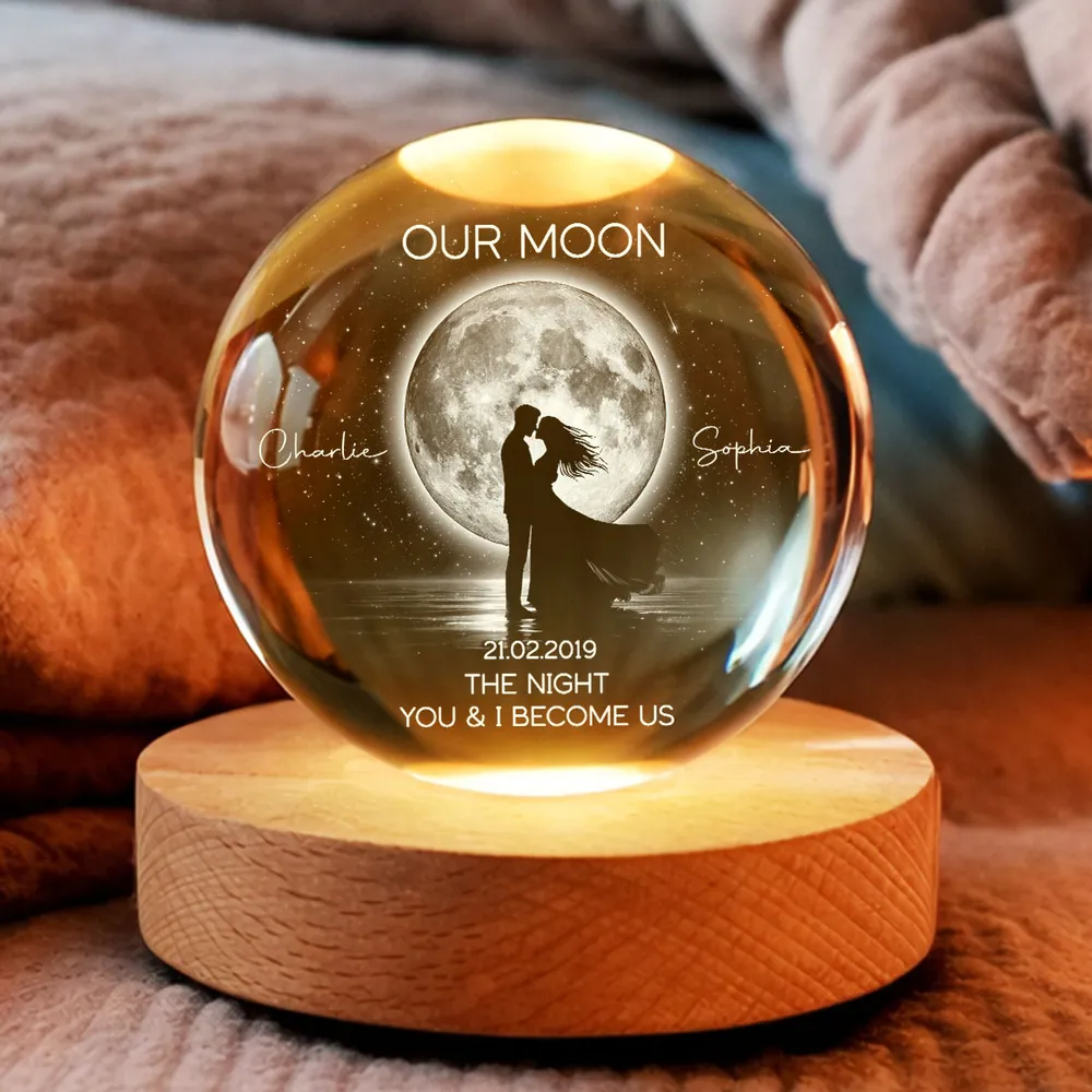 Personalized 3-Color K5 Globe Lamp with Couple Kissing Under the Moon, Romantic Bedroom Decor, Unique Gift for Her or Him - Image 7