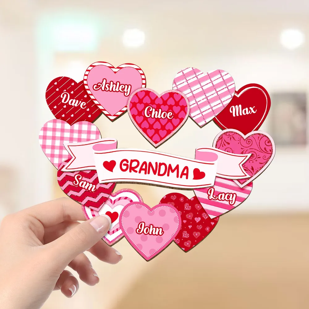 2-Layer Wooden Plaque with Pink Heart Bouquet and Grandma Banner, Personalized Grandkids Names, Heartfelt Gift - Image 4