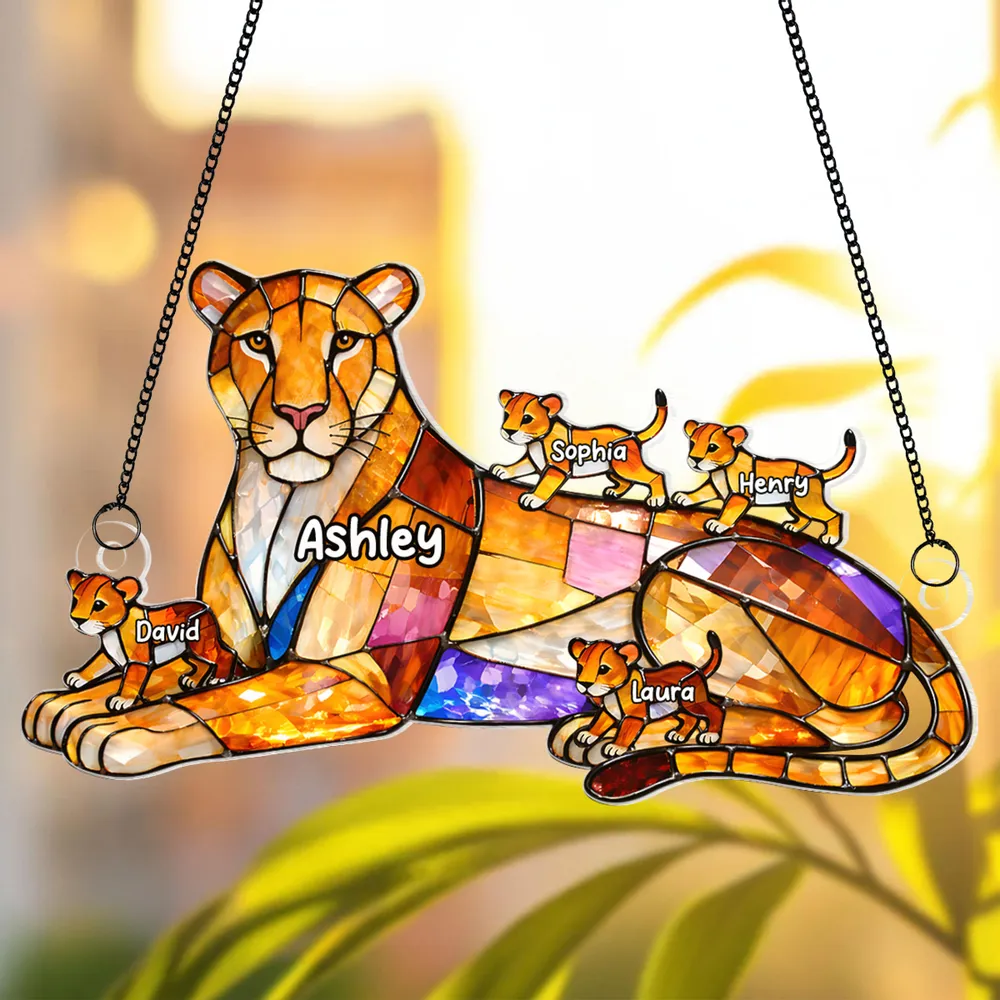 Personalized Lion Mom and Cubs Acrylic Suncatcher Ornament for Sunny Window Decor, Unique Gift for Mom or Grandma - Image 5
