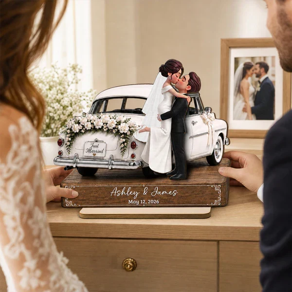 Personalized 2-Layer Wooden Plaque, Kissing Bride & Groom by Vintage Car, Unique Wedding Gift - Image 7