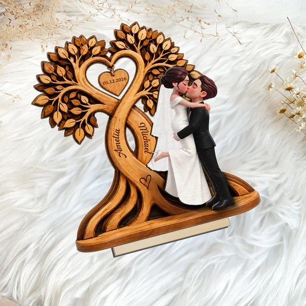 Personalized Wooden Plaque with Kissing Wedding Couple, Heart Tree Unique Gift for Couple - Image 8