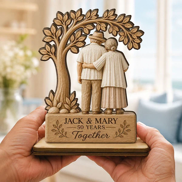 Custom Wooden Plaque with Arm-in-Arm Couple Under Leafy Tree, Creative Gift for Husband & Wife - Image 7