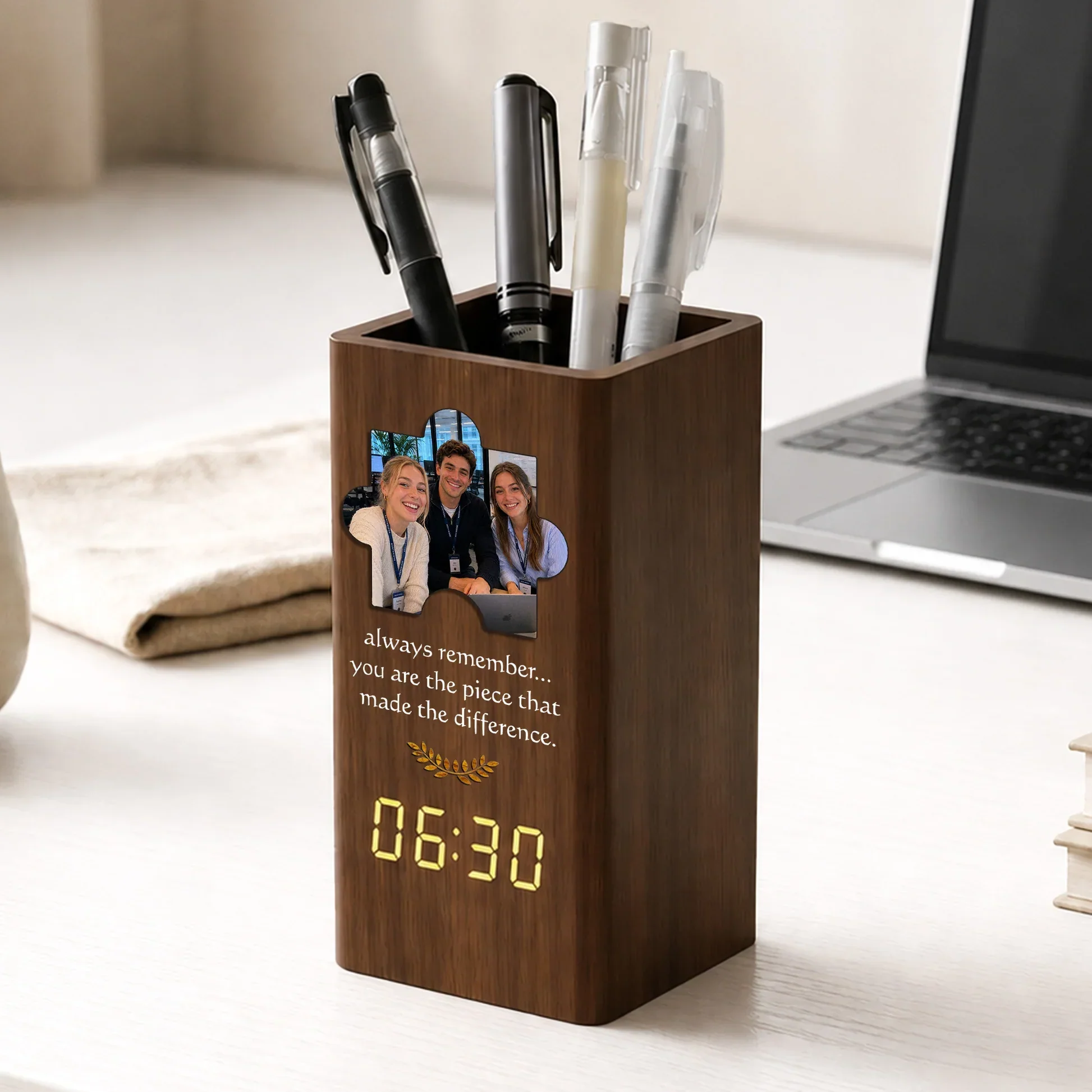 Wooden Pen Holder Clock, Always Remember Photo Design, Creative Gift for Teacher or Coworker - Image 2