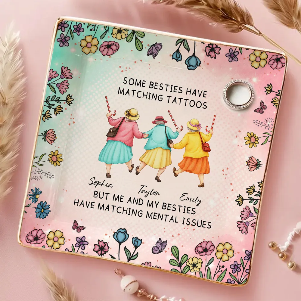 Personalized Jewelry Dish with Walking Friends Illustration, Funny Floral Decor, Creative Gift for Friend - Image 2