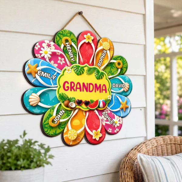 Personalized Grandma Wooden Sign, Tropical Flip Flop Custom Summer Decor, Unique Gift for Grandma - Image 6