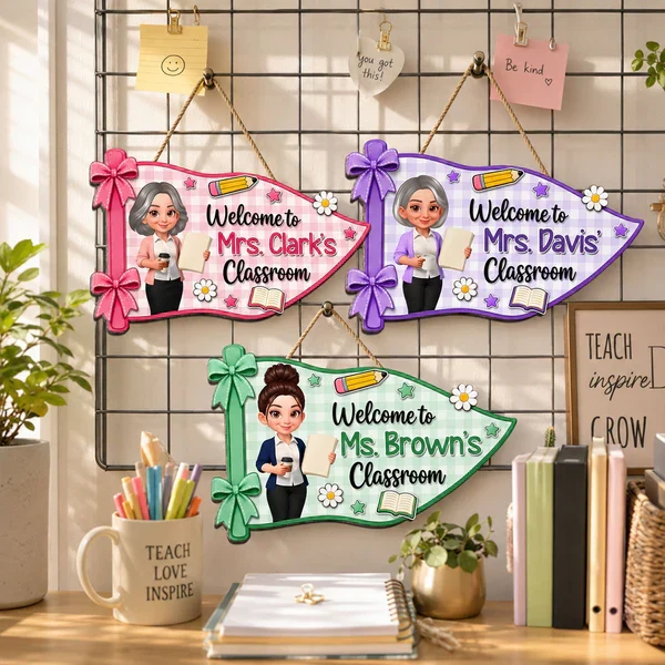 Personalized Wooden Sign for Teacher Classroom Door, Cute Pennant Welcome Decor, Unique Teacher Gift - Image 6