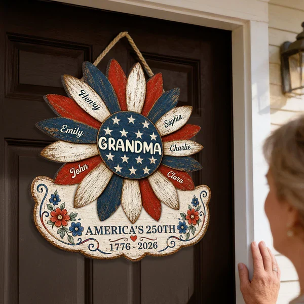 Personalized Patriotic Grandma Wooden Sign, Sunflower Family Decor, Unique Gift for Grandma - Image 3