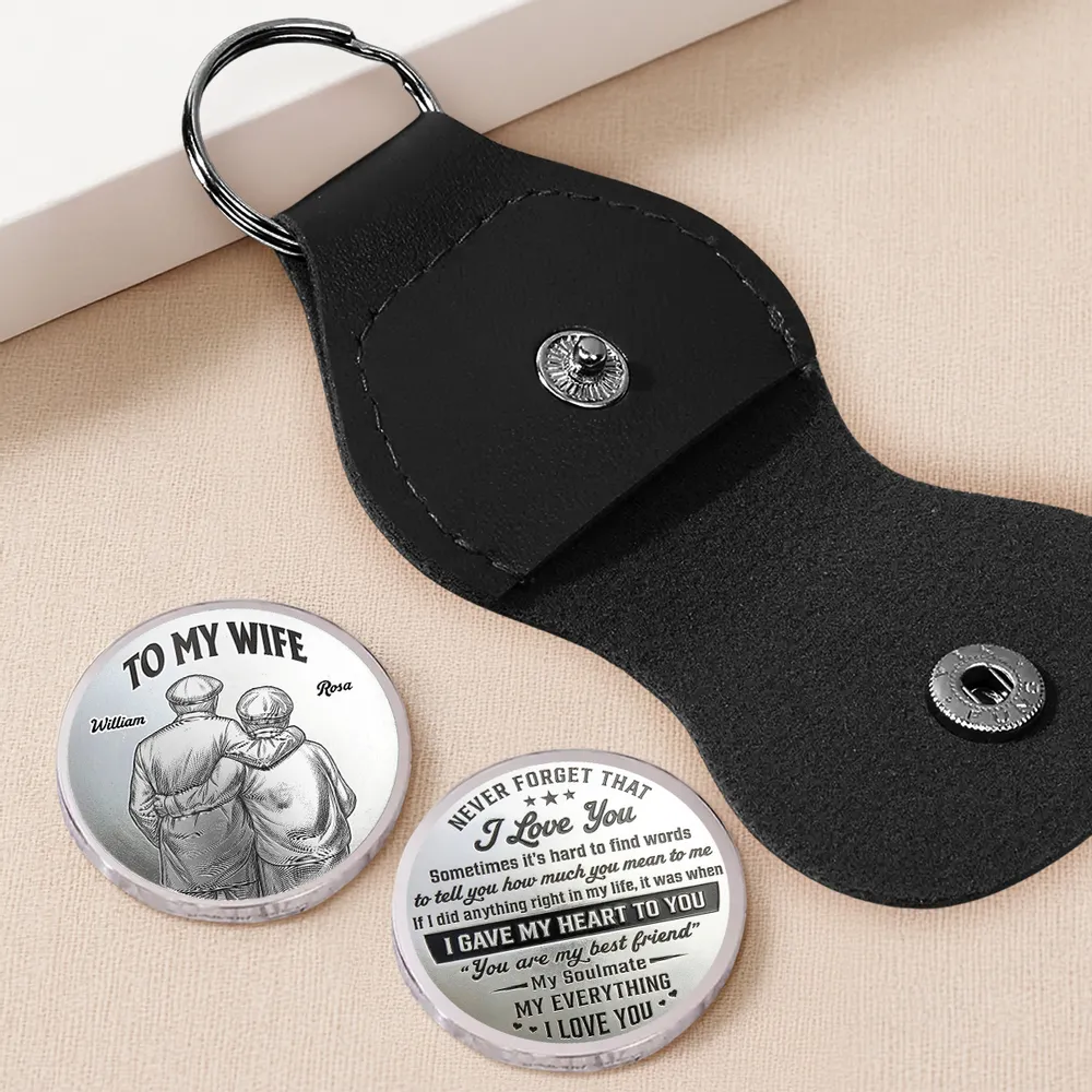 Personalized Pocket Hug with Couple Embrace, Unique Creative Gift for Wife, Romantic Love Token - Image 3