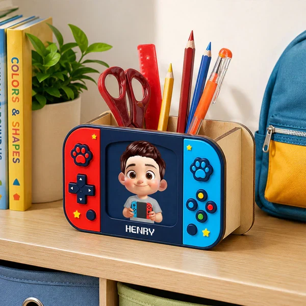 Personalized Wooden Pen Holder, Cute Gamer Boy Holding Controller, Unique Back To School Gift For Kids - Image 7
