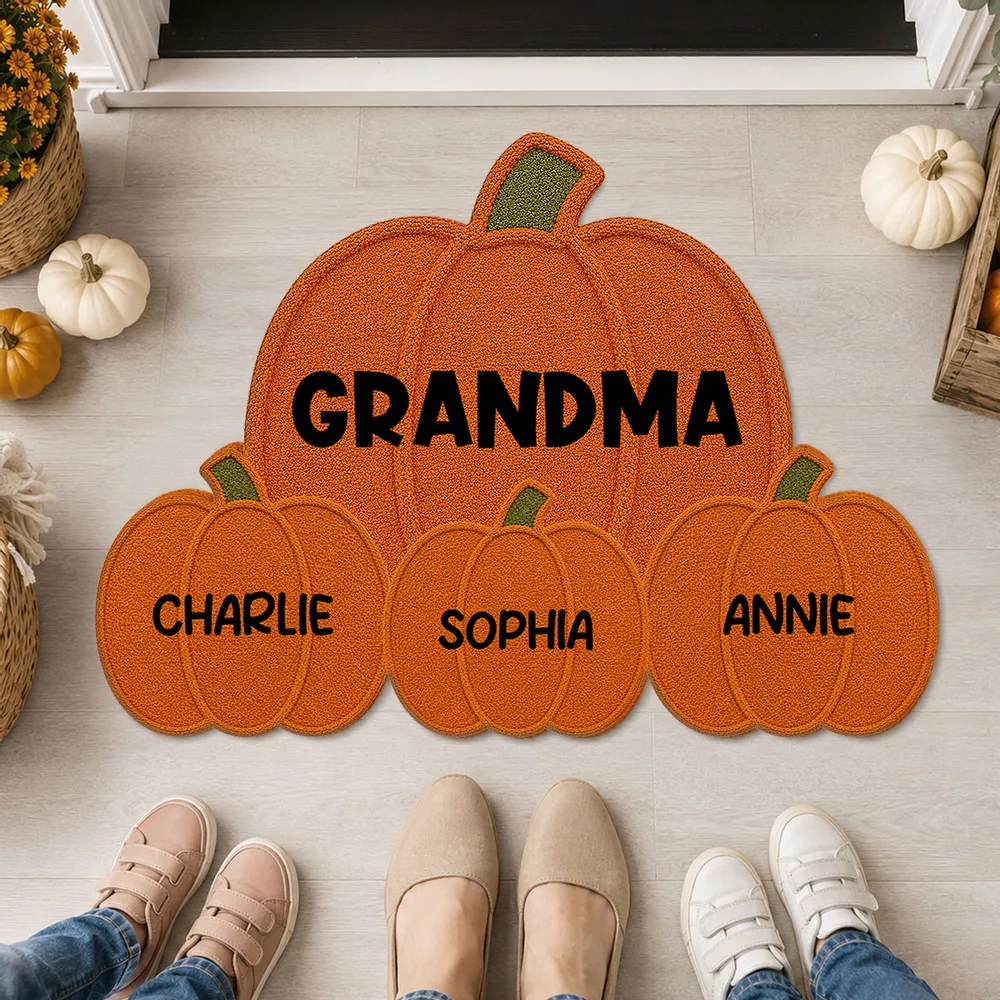 Personalized Pumpkin Shaped Doormat for Grandma, Unique Fall Entryway Gift with Little Pumpkins - Image 2