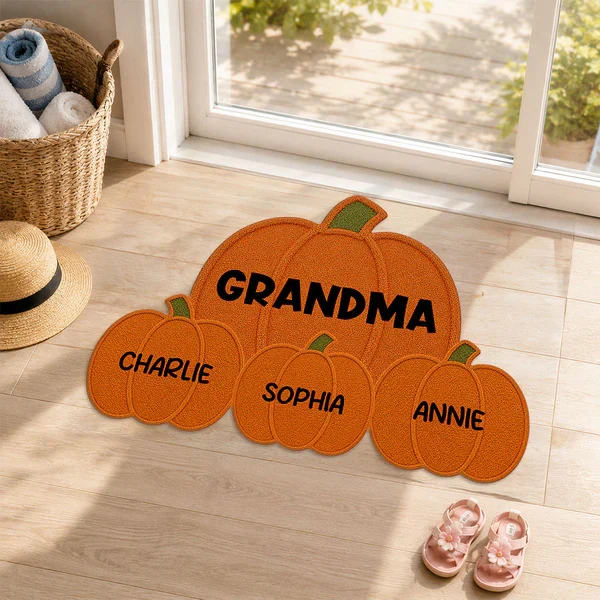 Personalized Pumpkin Shaped Doormat for Grandma, Unique Fall Entryway Gift with Little Pumpkins - Image 7
