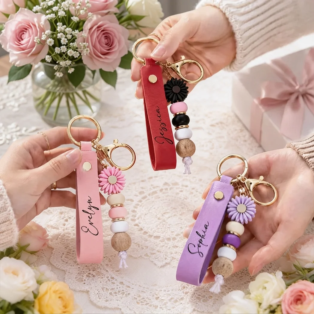 Personalized PU Leather Daisy Keychain, Pastel Beaded Style for Girls, Creative Gift for Friend
