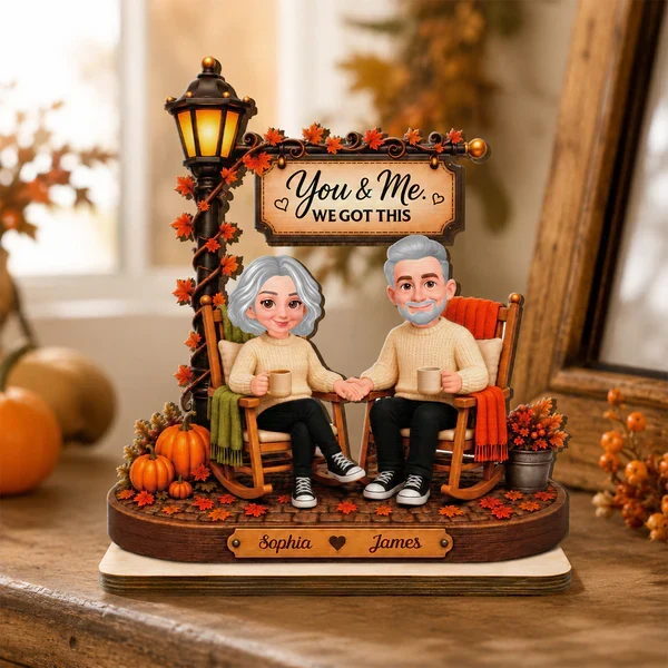 Personalized Wooden Plaque, Senior Couple Holding Hands Under Lamp Post, Unique Creative Gift for Couple - Image 5