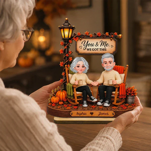 Personalized Wooden Plaque, Senior Couple Holding Hands Under Lamp Post, Unique Creative Gift for Couple - Image 6