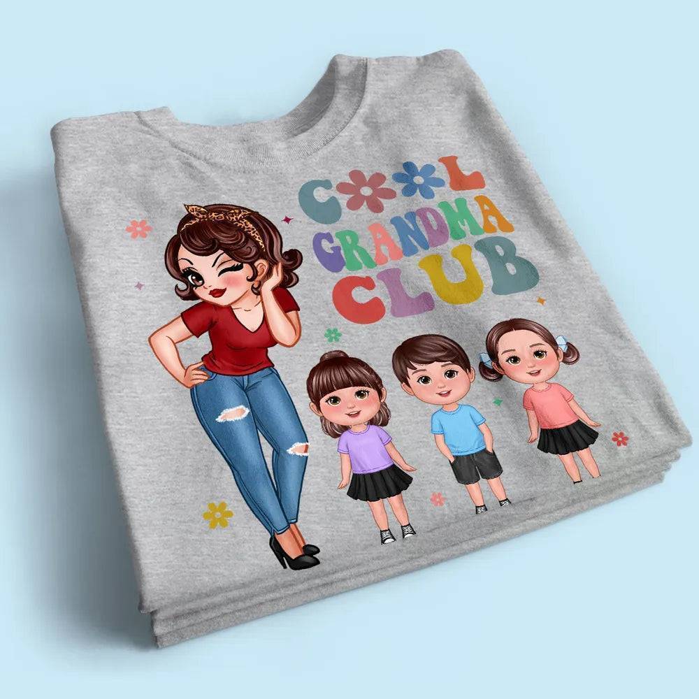 Exclusive 'Cool Grandma Club' Tee - Custom Chic Gift for the Trendsetting Grandma - Image 2