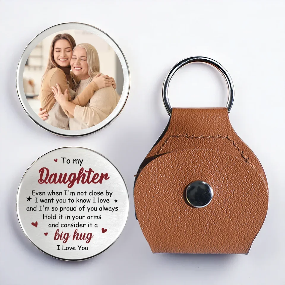 Personalized Mother‑to‑Daughter Pocket Hug, Leather Case & Metal Disc Keepsake, Carry Mom’s Love Anywhere - Image 3